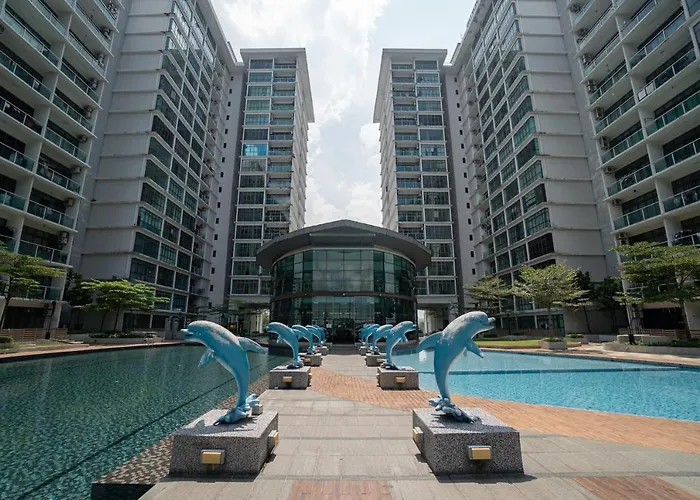 Mount Austin #Palazio B1 Pool View 1-2Pax #Mspro