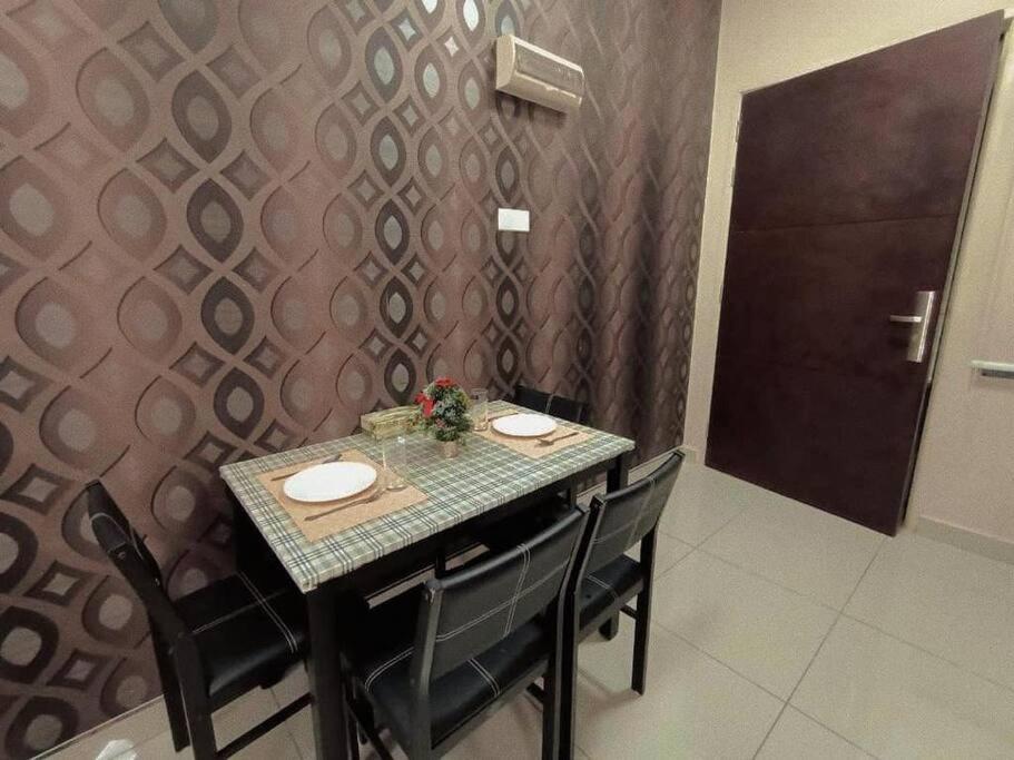 Apartment Mount Austin #palazio B1 Pool View 1-2pax #mspro *
