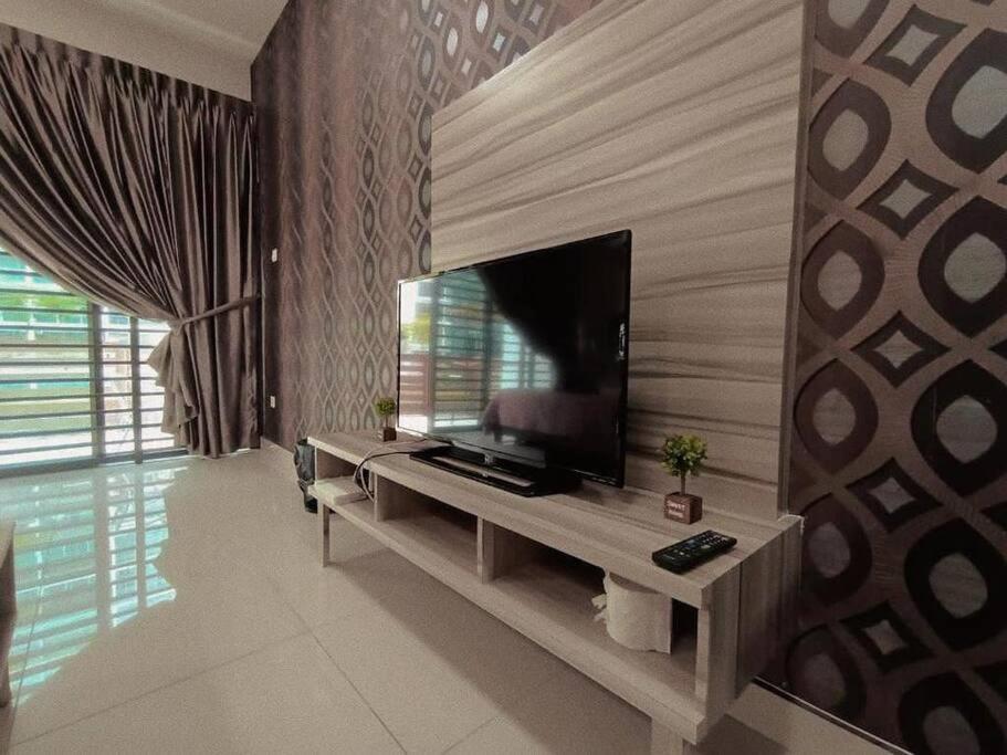 Apartment Mount Austin #palazio B1 Pool View 1-2pax #mspro *
